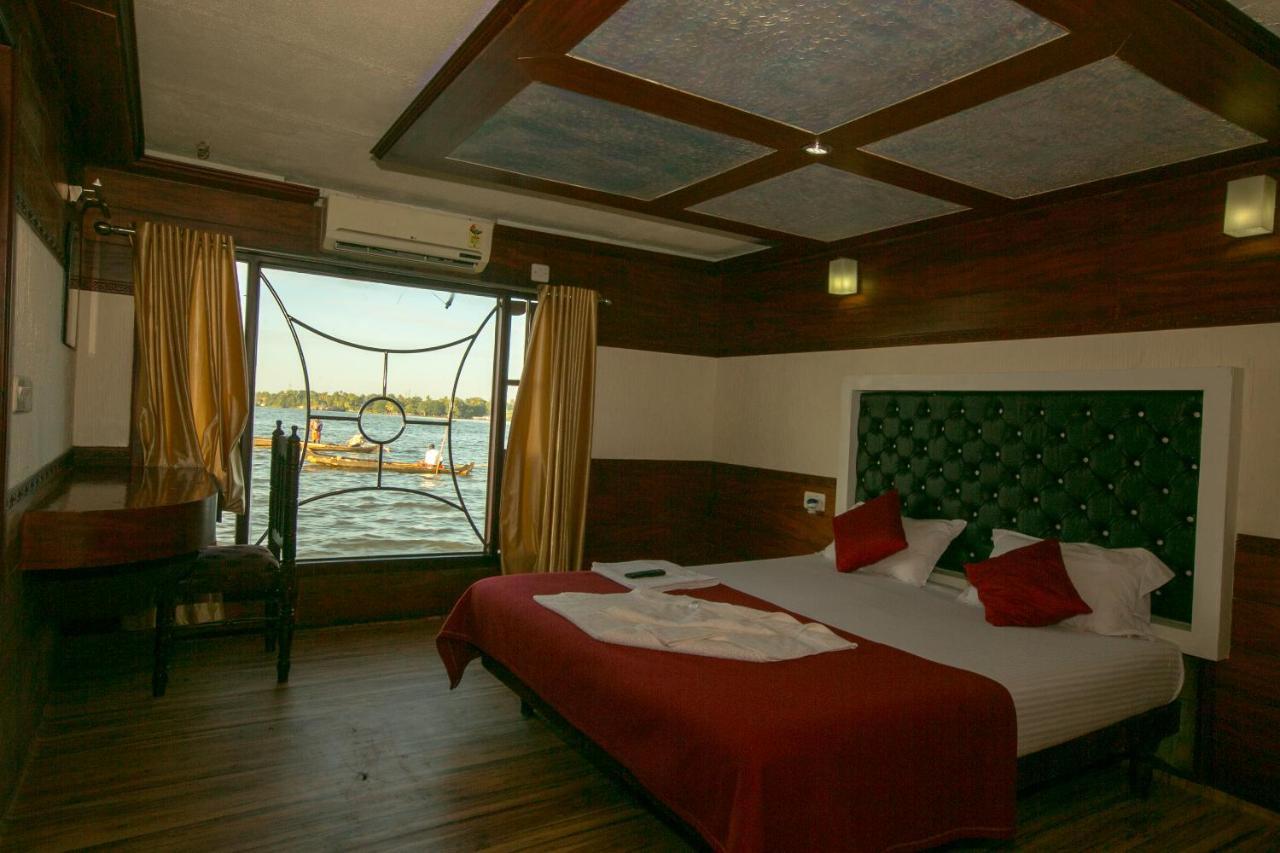 Harmony Houseboats Ξενοδοχείο Alappuzha Εξωτερικό φωτογραφία